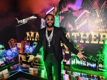 Floyd Mayweather Celebrates Exclusive Birthday Party At Gabriel South Beach, Hosted By CGI Merchant Group, LLC And Raoul Thomas