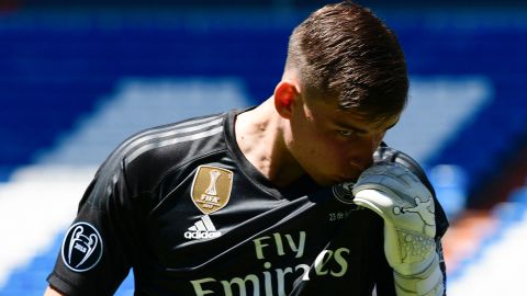 Lunin llegó al Real Madrid tras ser el arquero titular de Ucrania en el Mundial Sub-20, donde se proclamó campeón.