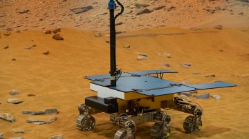 Prototipo del robot Rosalind Franklin, de la misión ExoMars