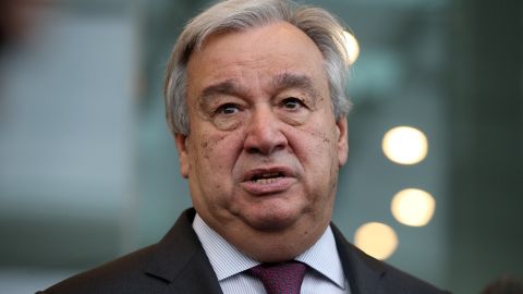 Antonio Guterres visitó Kiev en medio de la guerra contra Rusia.