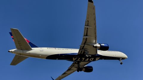 Avion Delta