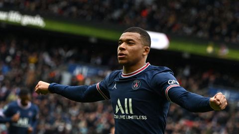 La prima si Mbappé logra firmar con el PSG sentaría un precedente nunca antes visto en el fútbol.