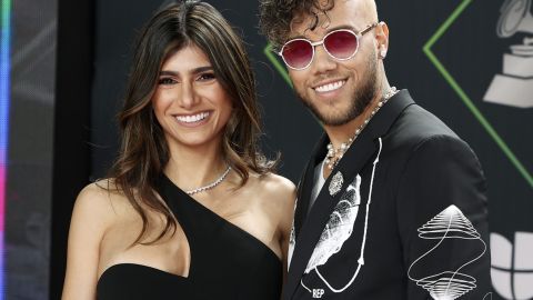 Mia Khalifa y Jhay Cortez