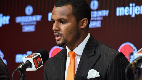 Deshaun Watson durante su presentación con Cleveland Browns.