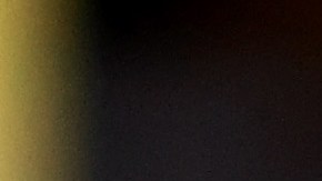 Josh Donaldson (C) celebra con sus compañeros tras conectar el hit que le dio el triunfo 6-5 ante Boston Red Sox en el Opening Day de la temporada 2022 de MLB.