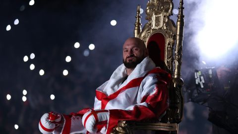 Tyson Fury ganó por nocaut en el sexto asalto a Dillian White.