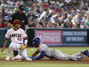 Starling Marte de los Mets cuenta con seis campañas de 30 o más bases robadas.