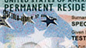 La remoción de condicionante en la 'green card' podría ser más fácil para ciertos inmigrantes.