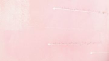 Paramédicos tratando desesperadamente de salvar a Halyna Hutchins después de recibir un disparo de Alec Baldwin.