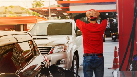 Inflación imparable: índice interanual llega a 8.5% en EE.UU. en marzo y los combustibles suben 48% en un año