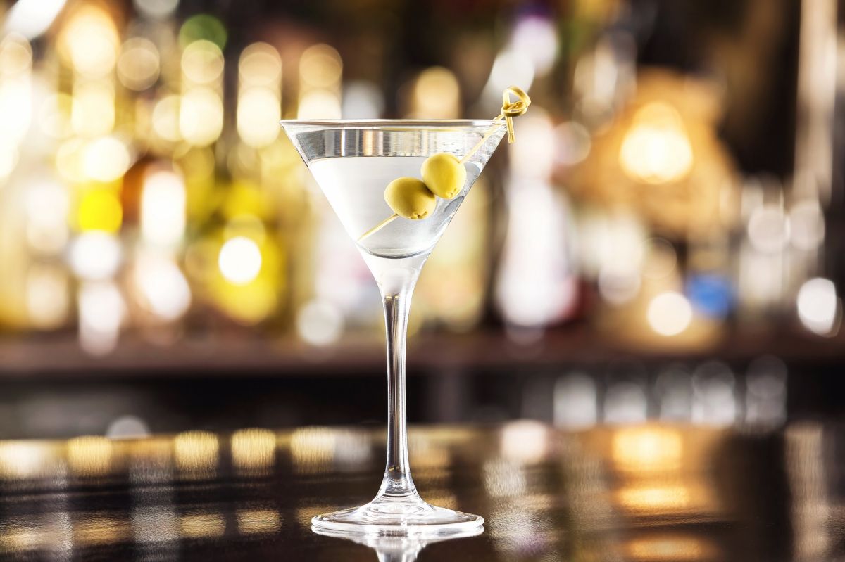 El coctel más caro del mundo es un Martini que se prepara en el bar del hotel Ritz Carlton en Tokio.