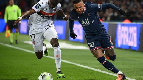 FBL-FRA-LIGUE1-PSG-LORIENT