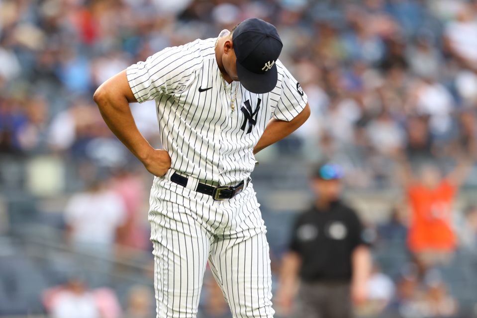 Insólito Pitcher de los Yankees se entera de su cambio por un