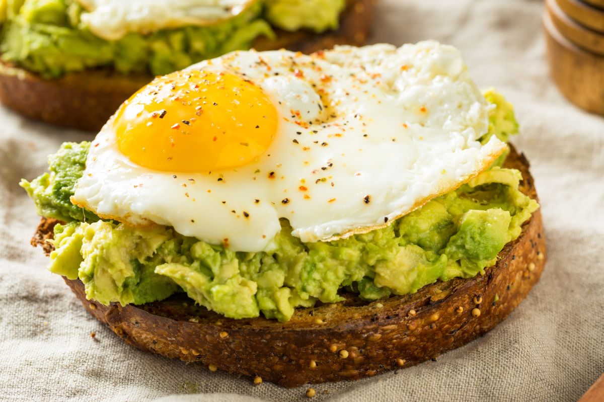 Tostadas de aguacate