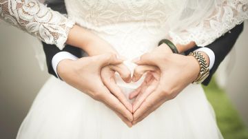 Ucraniana y ruso se casan en Tijuana