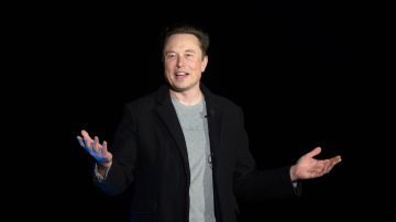 Elon Musk hace oferta para comprar Twitter por más de $43,000 millones de dólares