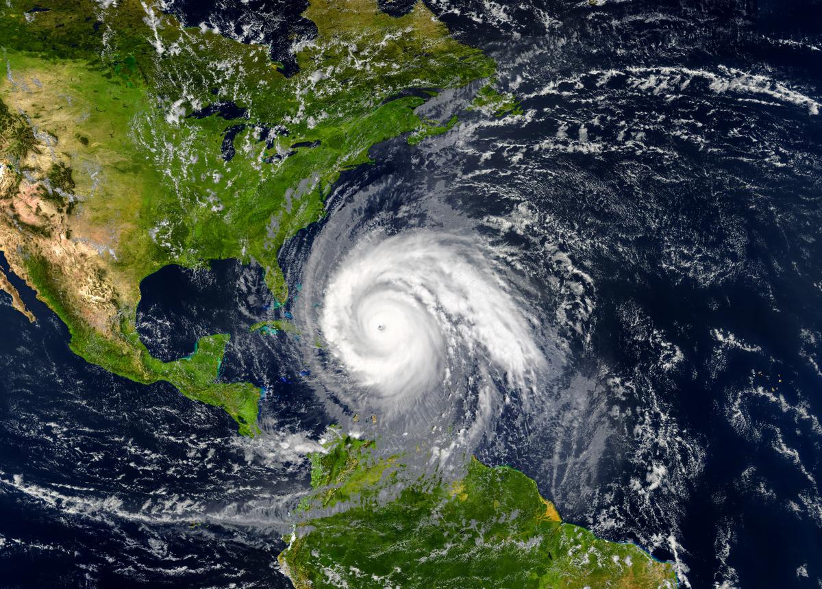 ¿Qué huracán se aproxima 2022