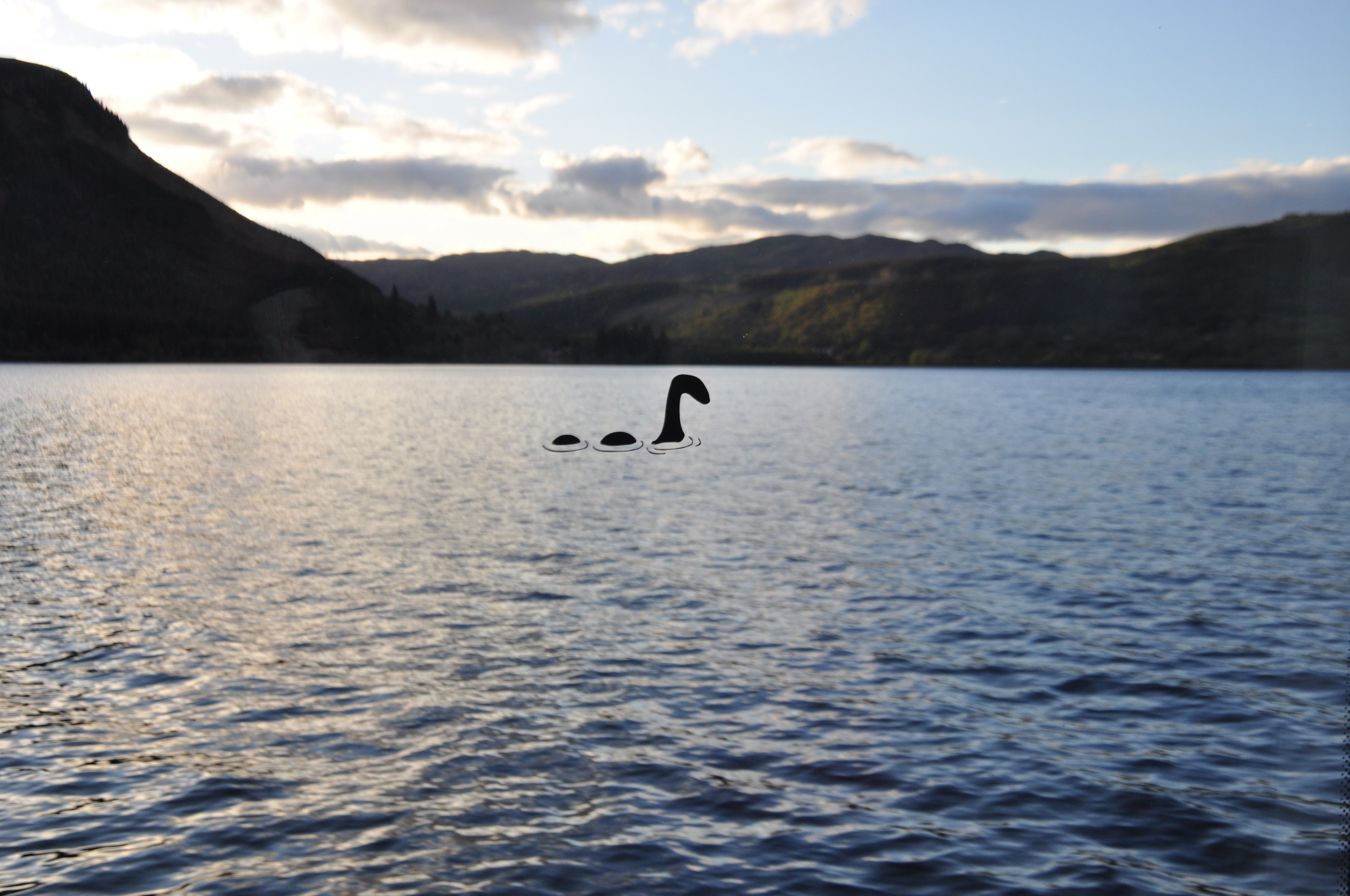 La extraña teoría que explicaría el origen del Monstruo del Lago Ness y  otras criaturas marinas que generó sensación en internet - El Diario NY