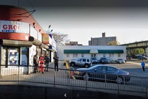 Joven murió baleado por pistolero que lo saludó frente a restaurante chino en Nueva York