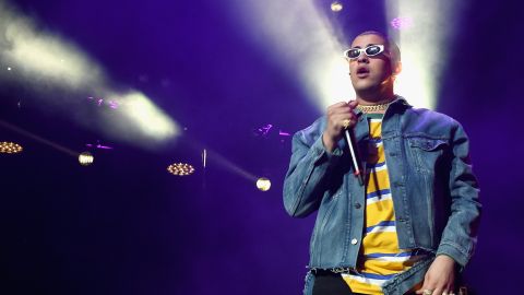 Bad Bunny alcanza nuevo récord de reproducciones en Spotify