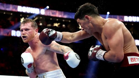 Canelo Alvarez v Dmitry Bivol