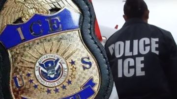 Inmigrantes indocumentados podrían ser víctimas de abusos de inquilinos, como amenazarlos con reportarlos con ICE.