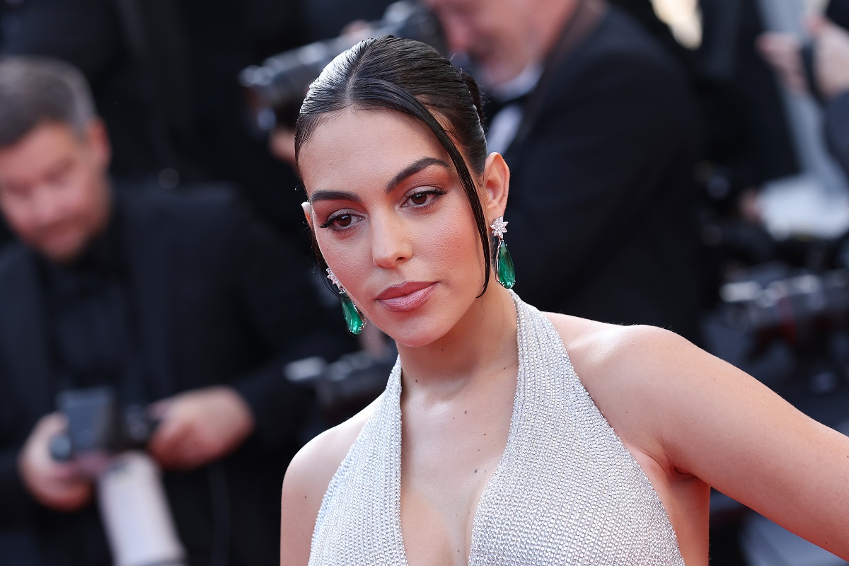 Georgina Rodríguez acaparó todas las miradas en la alfombra roja del  festival de Cannes con un vestido de 120,000 cristales de Swarovski [Fotos]  - El Diario NY