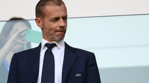 Aleksander Ceferin durante la final de la UEFA Champions League femenina 2022 entre FC Barcelona y Olympique Lyon.