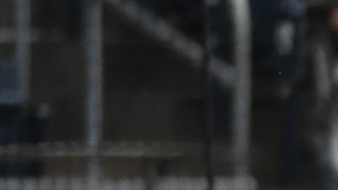 Albert Pujols agradece al cielo luego de disparar su segundo cuadrangular del encuentro ante Pirates.