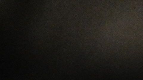 Llanto en vigilia por  víctimas de masacre escolar en Uvalde, Texas.