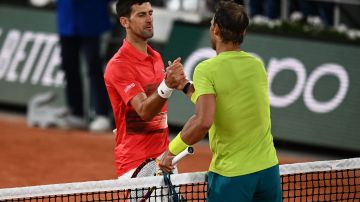 Djokovic se rindio a los pies de Rafael Nadal