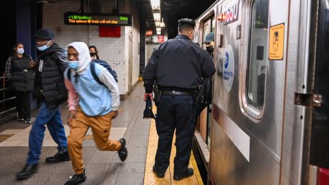 Nuevos hechos violentos en el metro de Nueva York.