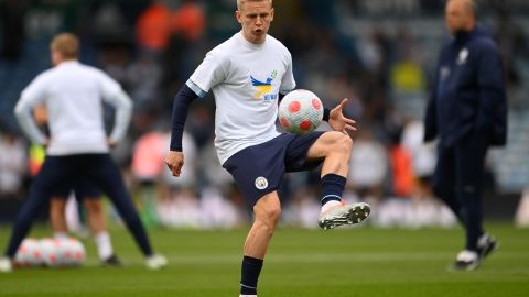 El niño estuvo acompañado por su compatriota Oleksandr Zinchenko.