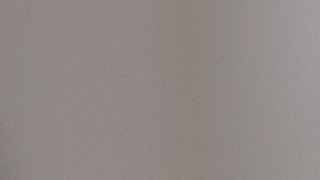 Khloé Kardashian vive al lado de su madre