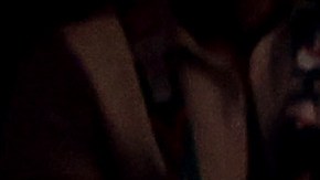 Canelo Álvarez hace su entrada para enfrentar a Dmitry Bivol.