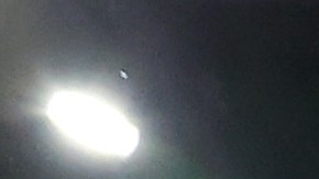 Luka Doncic deja el pabellón del Footprint Center de Phoenix tras ser fundamental en la victoria de Mavericks ante Suns.