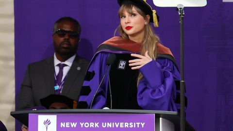 Taylor Swift.