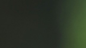 Chileno Mito Pereira se lamenta tras fallar el tiro en el hoyo 17 que hipotecó sus opciones de ser campeón del PGA Championship.