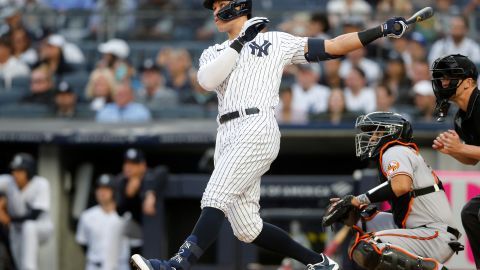 Aaron Judge tras conectar su segundo HR de la noche y el 17 de la temporada.