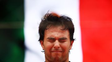 "Checo" Pérez lloró sobre el podio del GP de Mónaco.