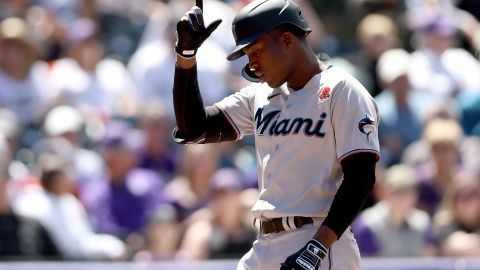 Jesús Sánchez celebra su cuadrangular ante Colorado Rockies.