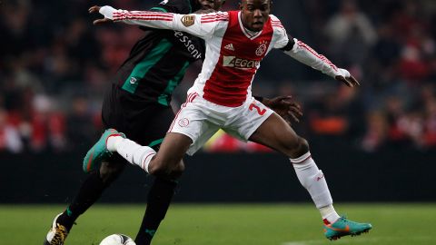 Lukoki durante un encuentro entre Ajax y Groningen en 2012.