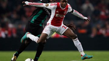 Lukoki durante un encuentro entre Ajax y Groningen en 2012.