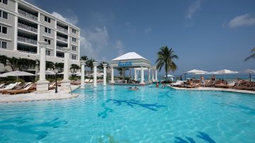 Vista del "Sandals Royal Bahamian Spa Resort & Offshore Island", en Nassau, Bahamas.