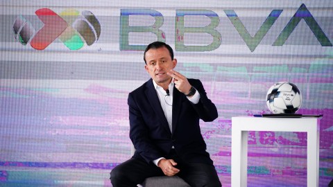 Arriola señaló que la venta del Querétaro fue aplazada.