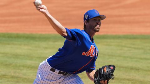 Jacob deGrom da esperanzas a los Mets de Nueva York