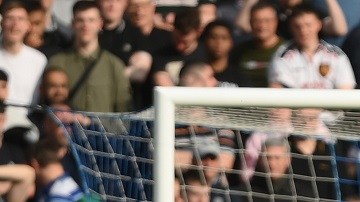 Brighton & Hove Albion v Manchester United - Premier League