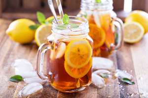 4 bebidas frescas para perder grasa abdominal este verano