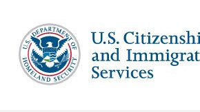 USCIS busca facilitar a inmigrantes cómo consultar el estatus de sus casos.