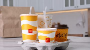 Vasos de bebidas McDonald's
